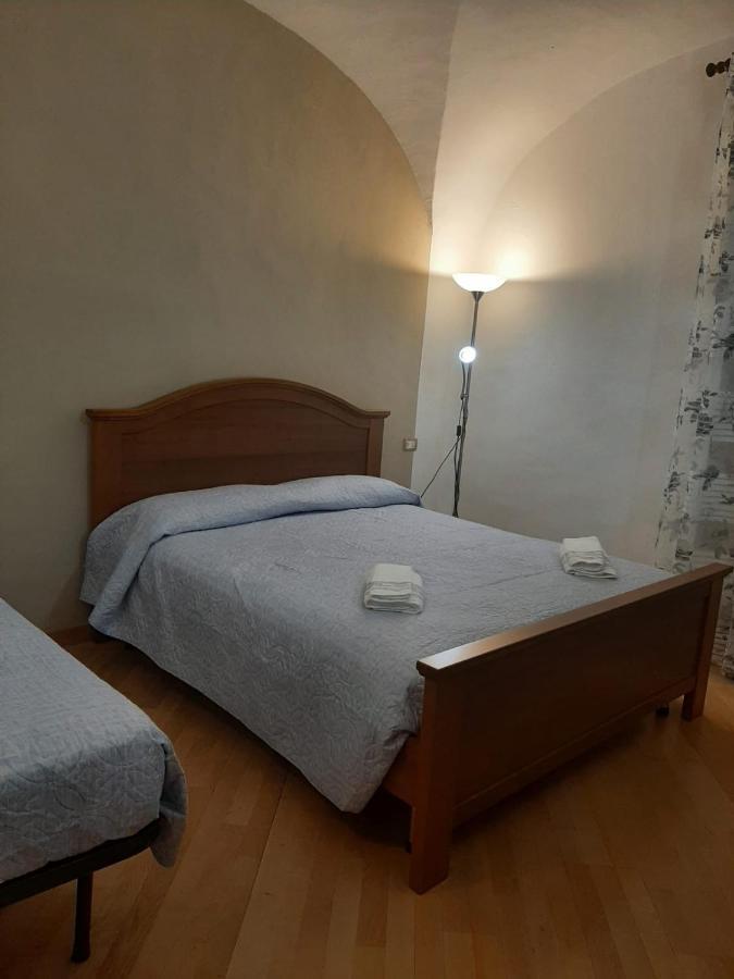 Alloggi Piazza Umberto Primo Pacentro Eksteriør billede
