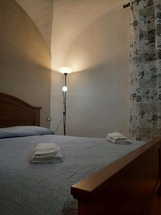Alloggi Piazza Umberto Primo Pacentro Eksteriør billede